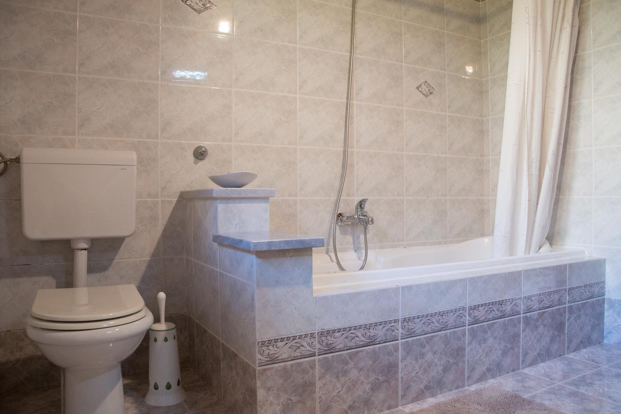 Apartments Ivancic コバリード エクステリア 写真